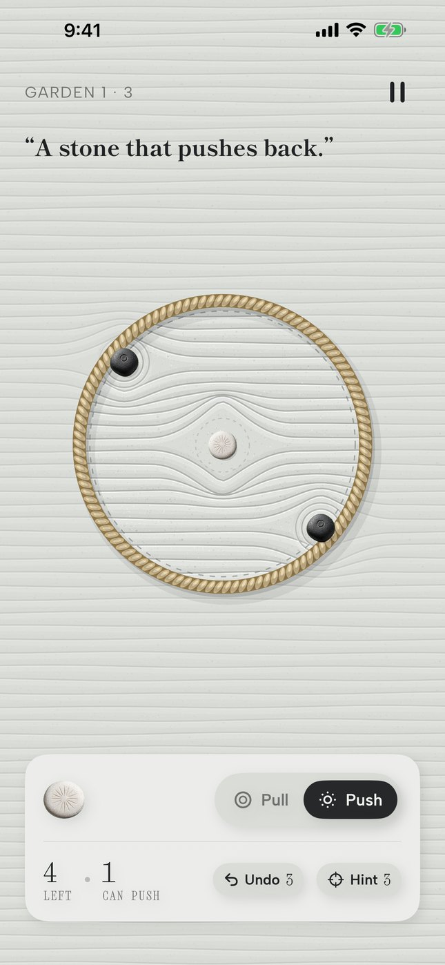 Snapstone level 3: a white push stone in the ring, two dark stones at the rope, the Pull / Push toggle set to Push